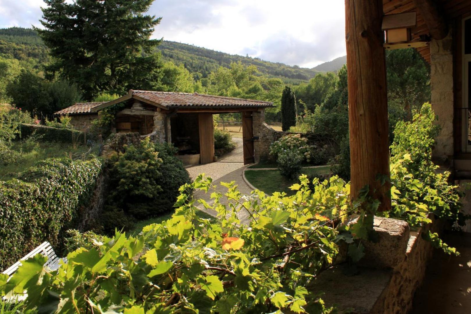 Le Clos Du Martouret Roisey Exteriér fotografie